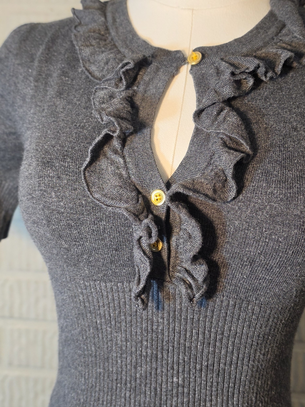 Vintage XOXO Office Siren Gray Ruffle Ribbed Top Cardigan